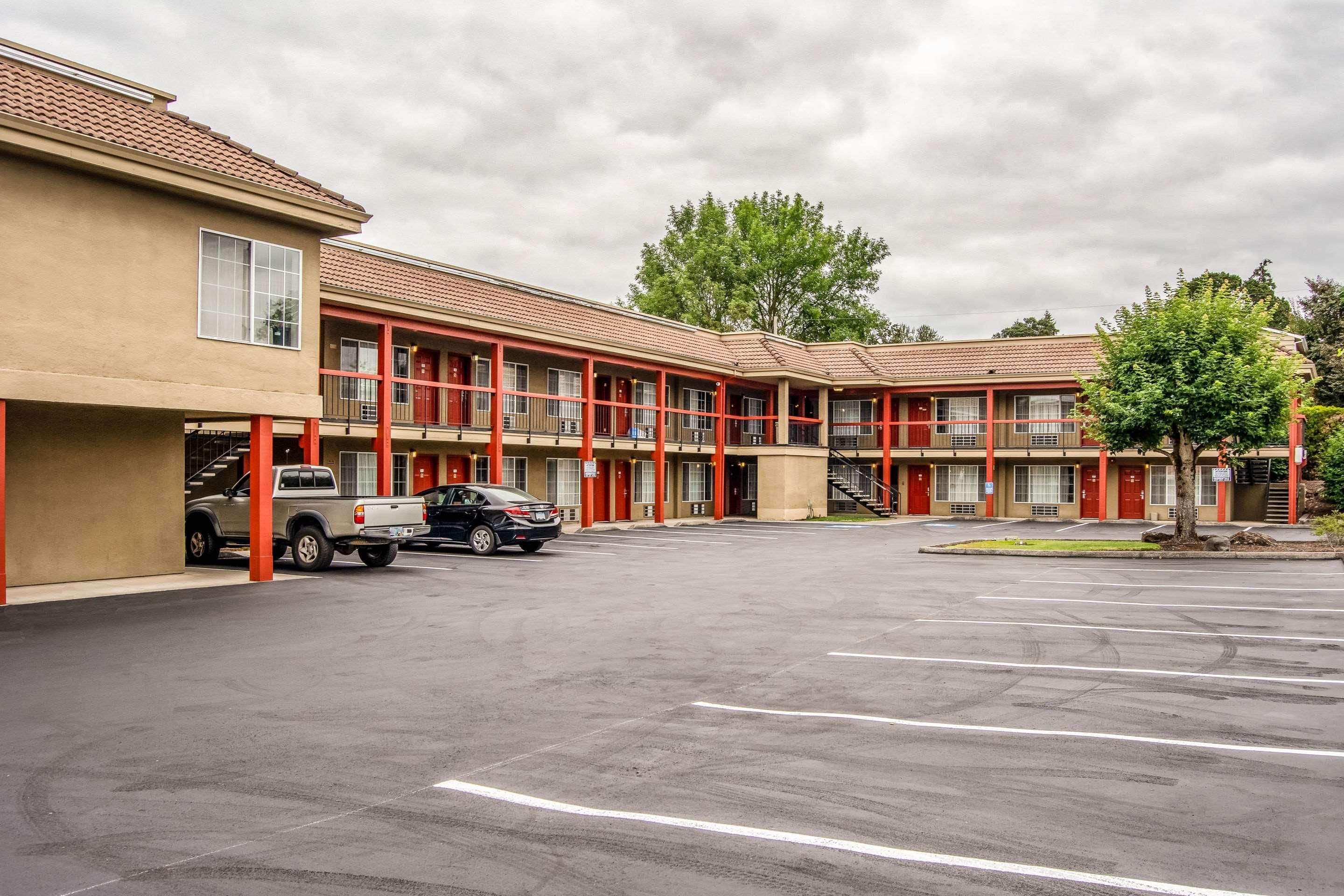 Econo Lodge Southeast Milwaukie/Portland Exteriér fotografie